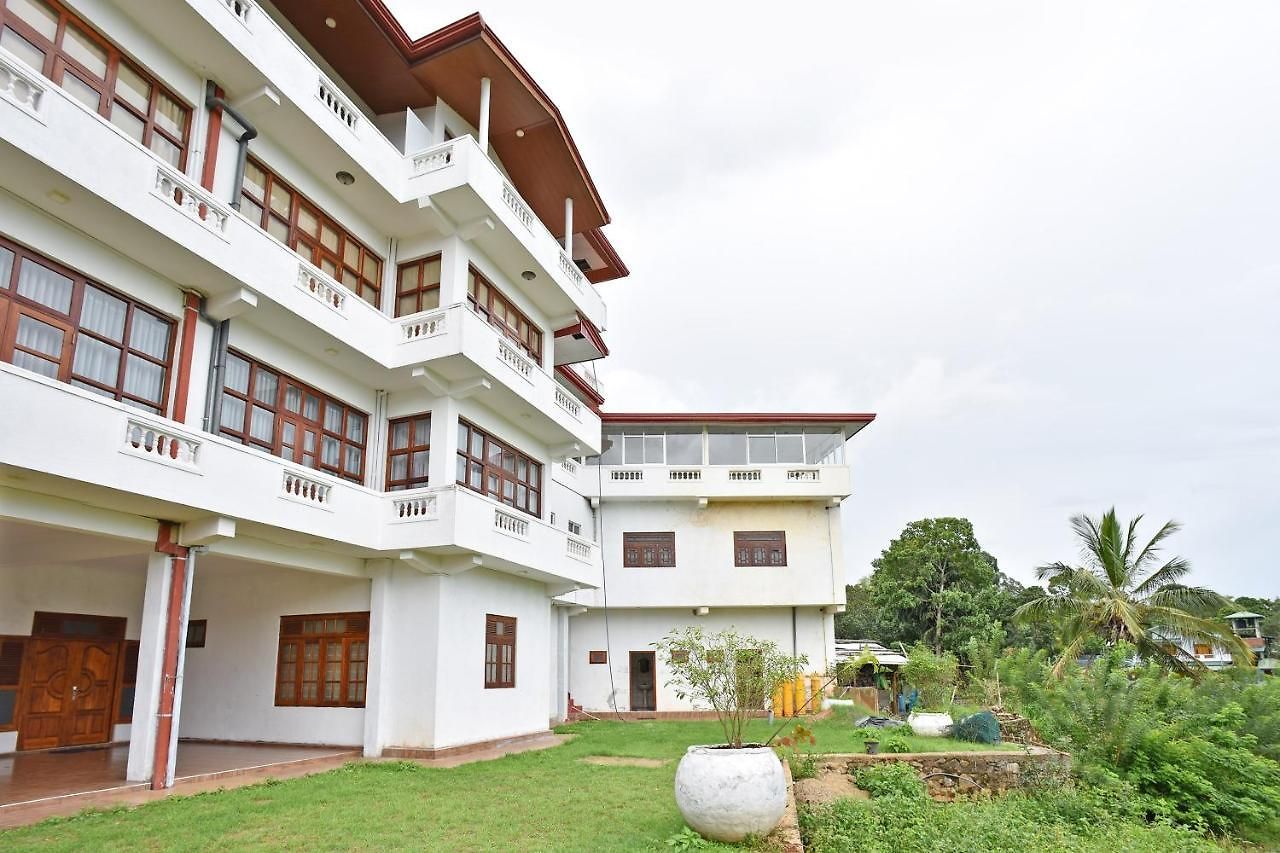 King Garden View 3* Nuwara Eliya