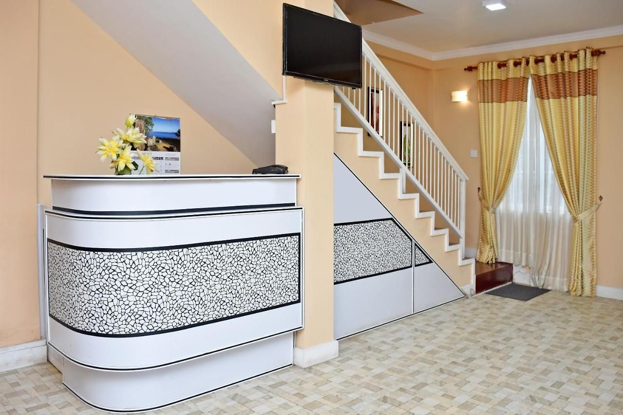 Oyo 258 Global Rest House Hotel 3*