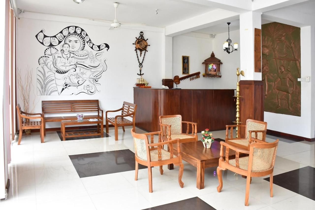 King Garden View Hotel
