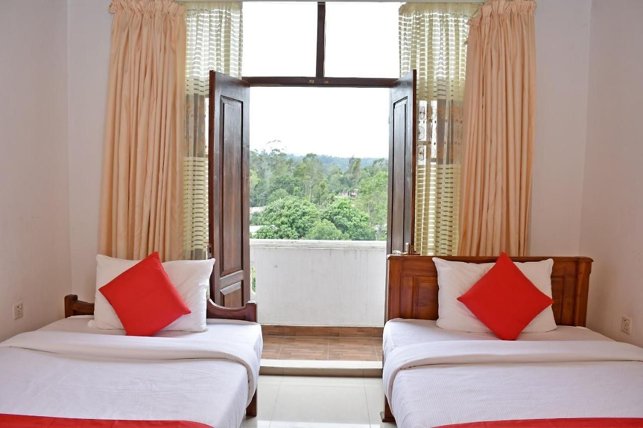 King Garden View Hotel 3*