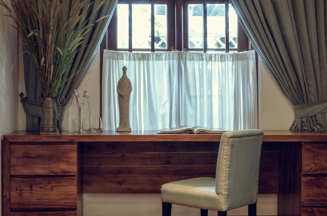 Stafford Bungalow - Exclusive Luxury Within A Private Tea Estate Villa *