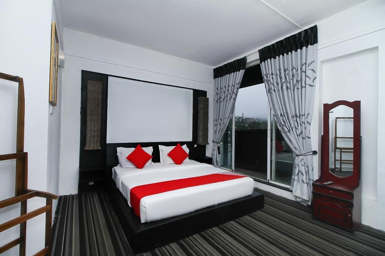 Oyo 523 Royal Hotel