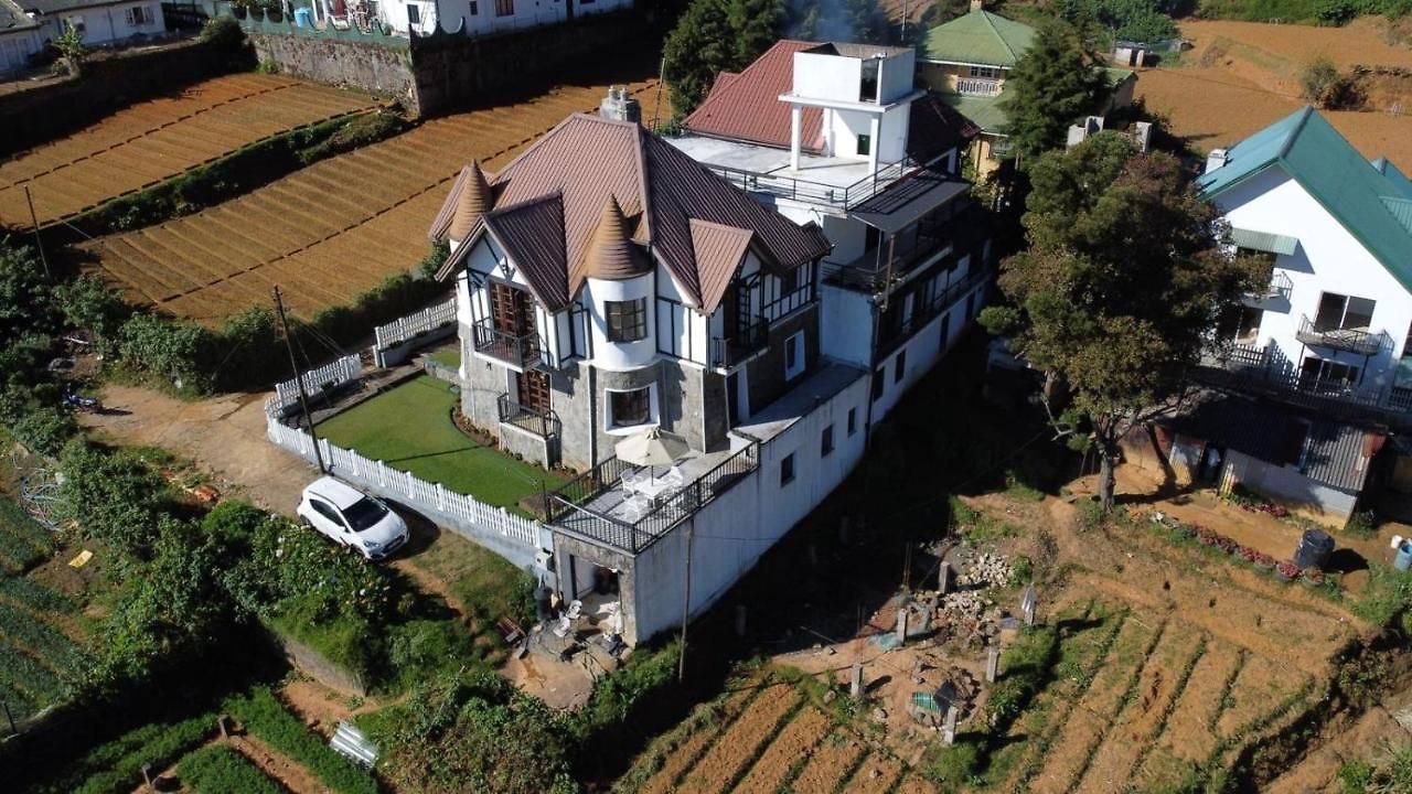 Hotel De Roshe