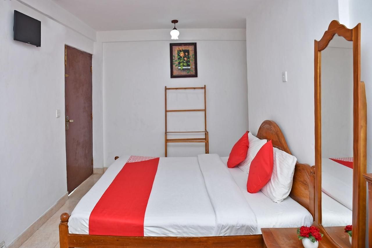 Oyo 454 Jayamal Rest 3*