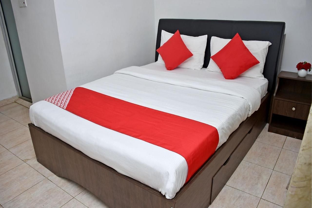 Oyo 454 Jayamal Rest Hotel Nuwara Eliya