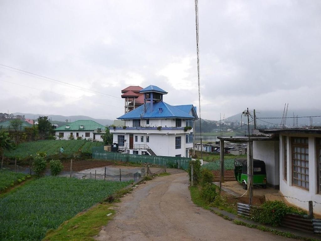 Highlands Lake Guest house