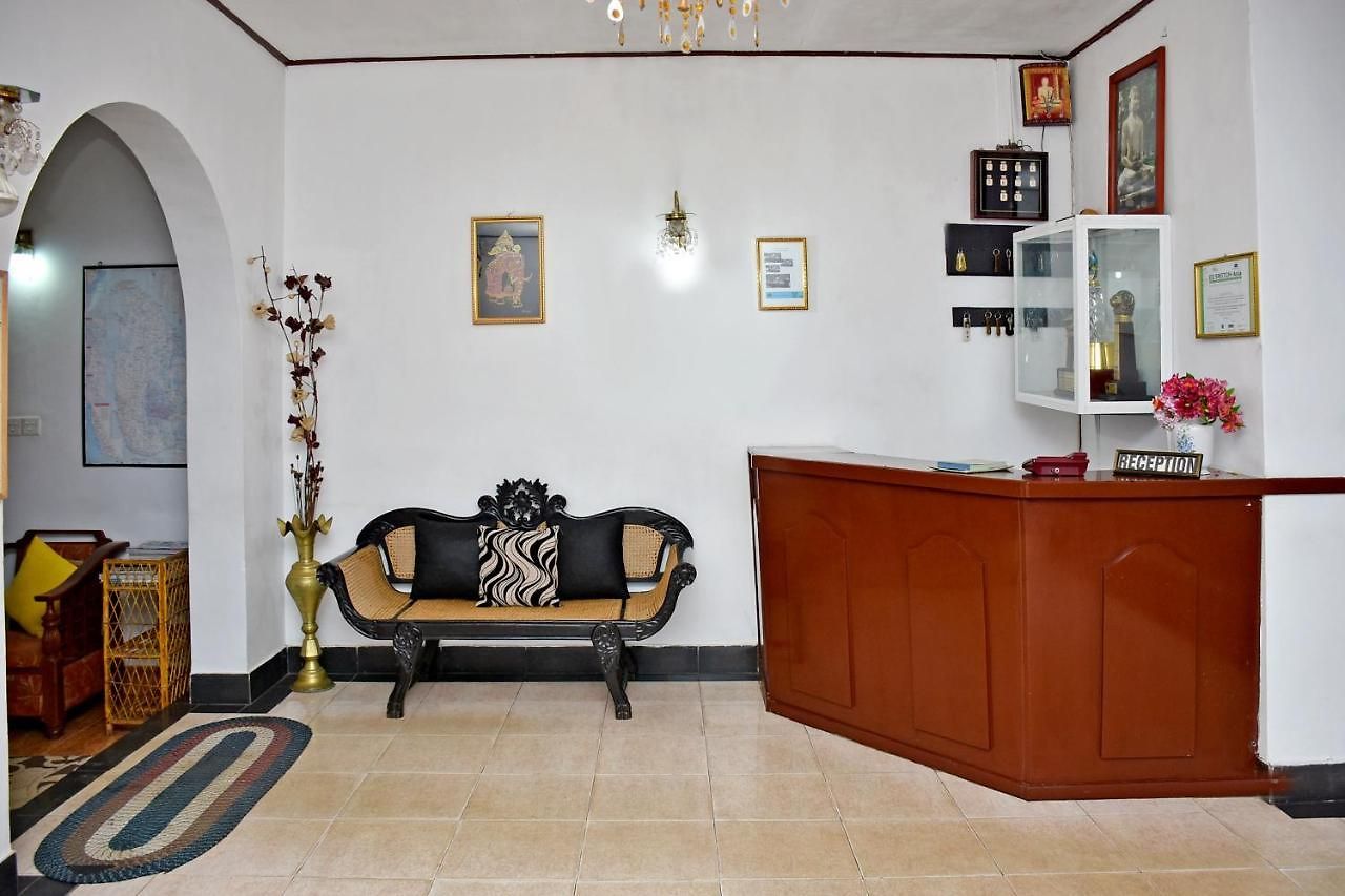 Hotel Oyo 454 Jayamal Rest Nuwara Eliya