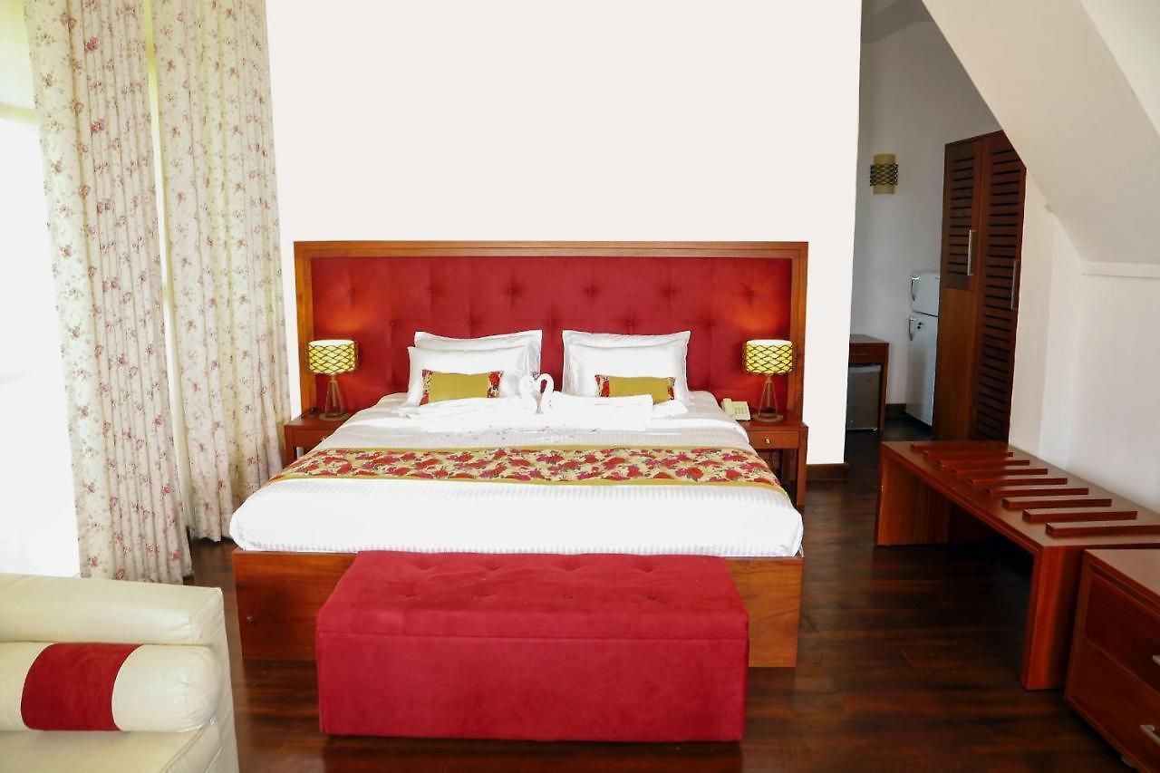 Hotel Blue Meadows Nuwaraeliya 3*