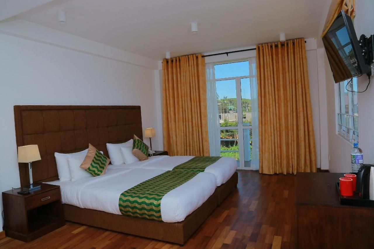 Blue Meadows Nuwaraeliya Hotel 3*