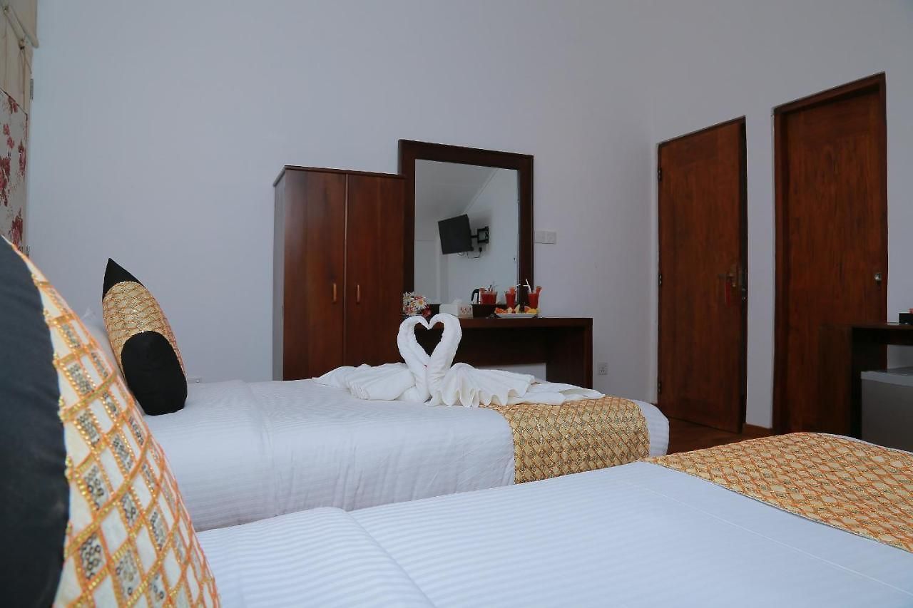 Blue Meadows Nuwaraeliya Hotel