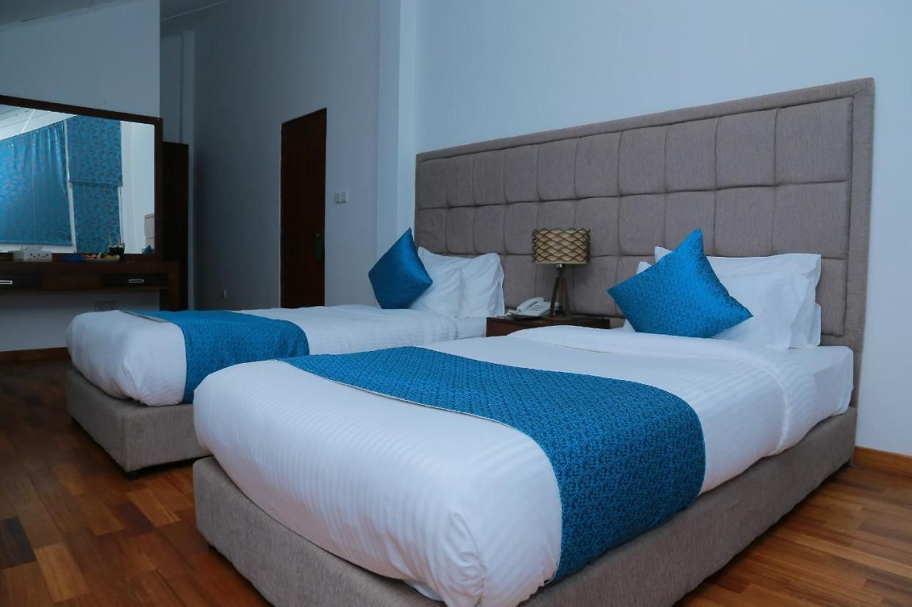 Hotel Blue Meadows Nuwaraeliya Nuwara Eliya