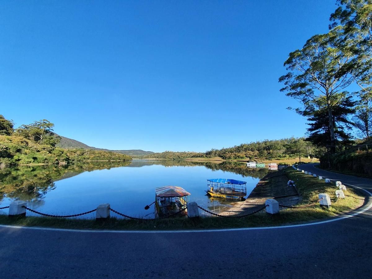Tranquil - Stunning Views With Free Breakfast *