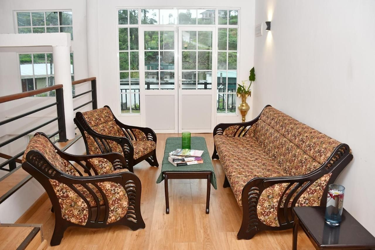 Oyo 418 Tinara Bungalow Hotel 3*
