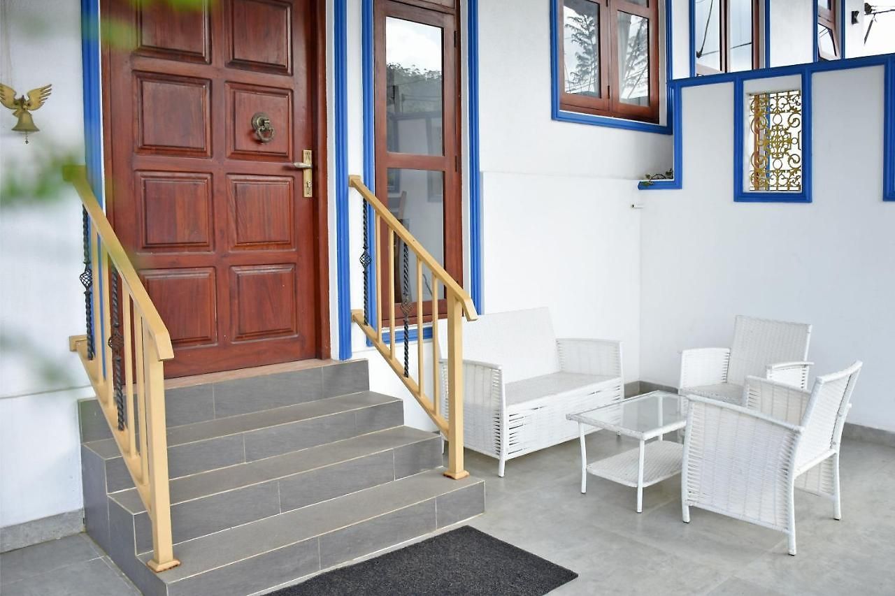 Hotel Oyo 537 Royal Bungalow 3*