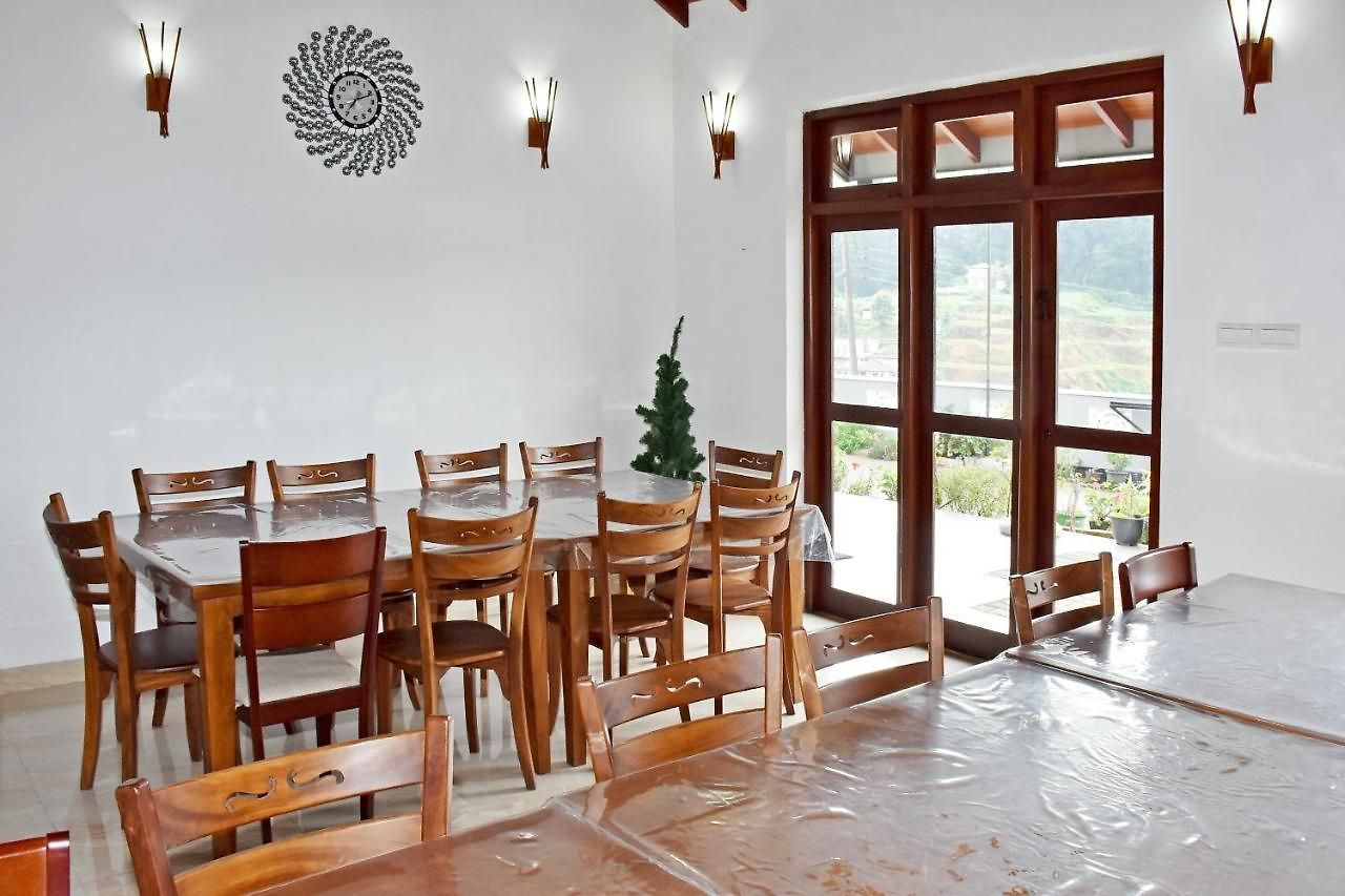 Hotel Oyo 537 Royal Bungalow 3*