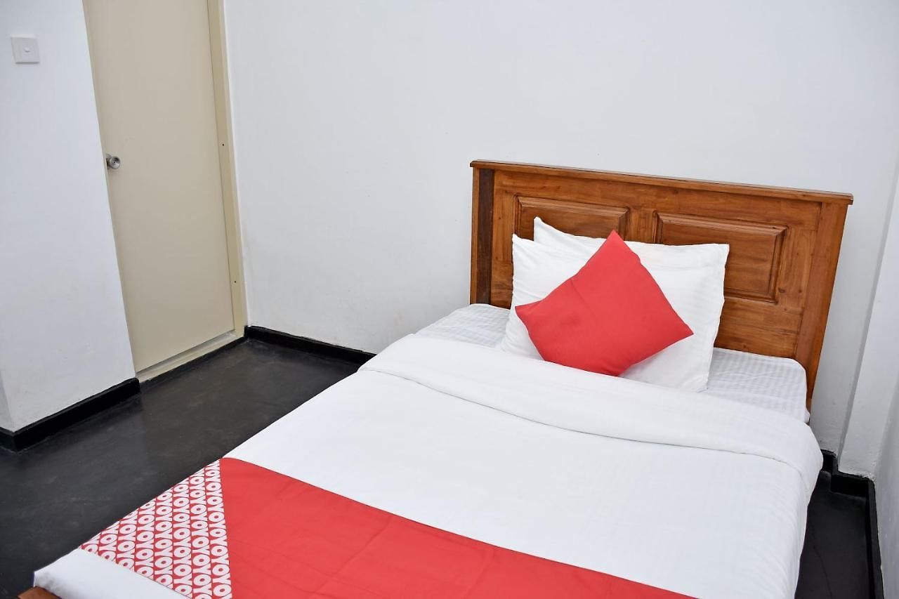 Hotel Oyo 527 The Mount Camellia