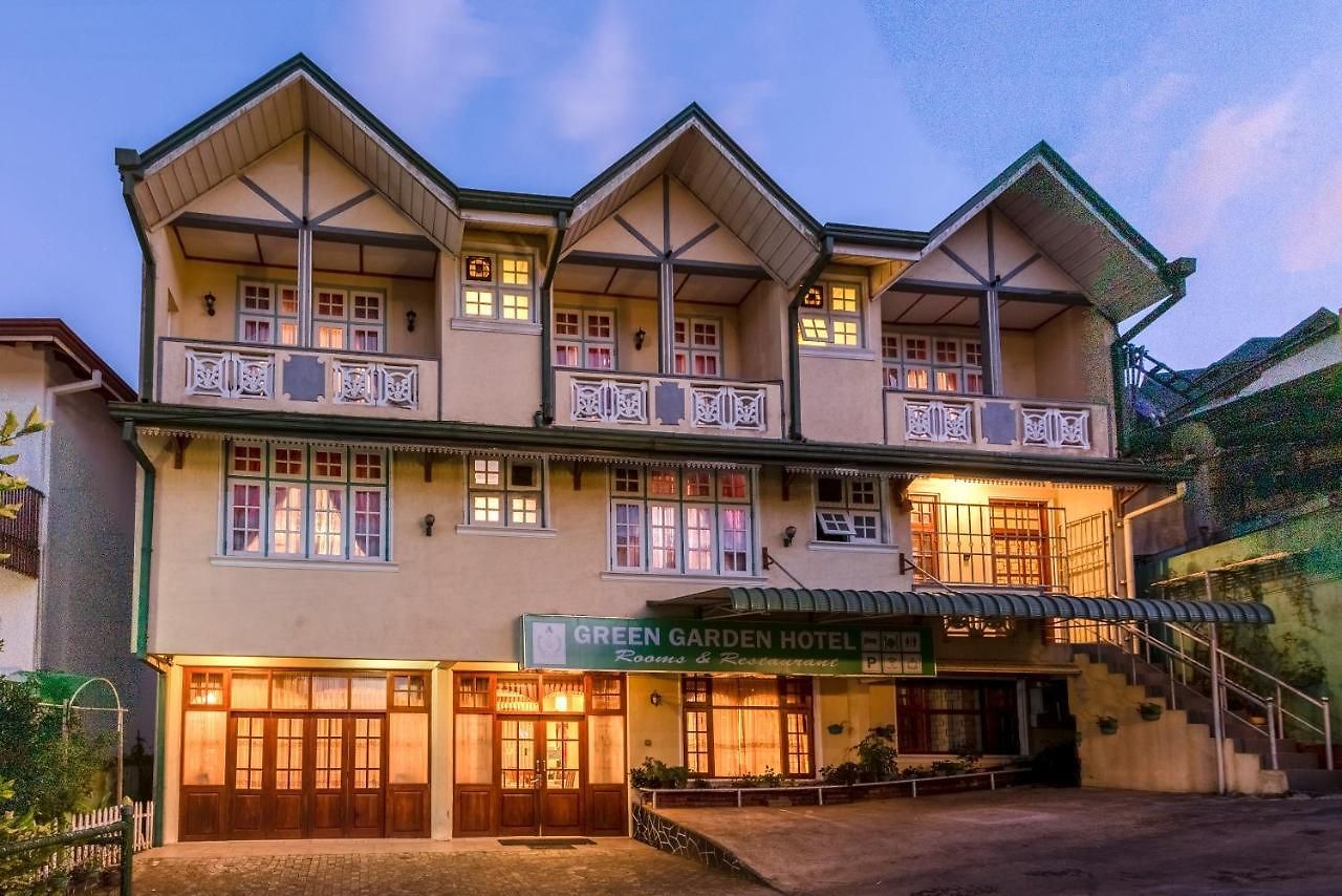 Hotel Oyo 577 Green Garden 3*
