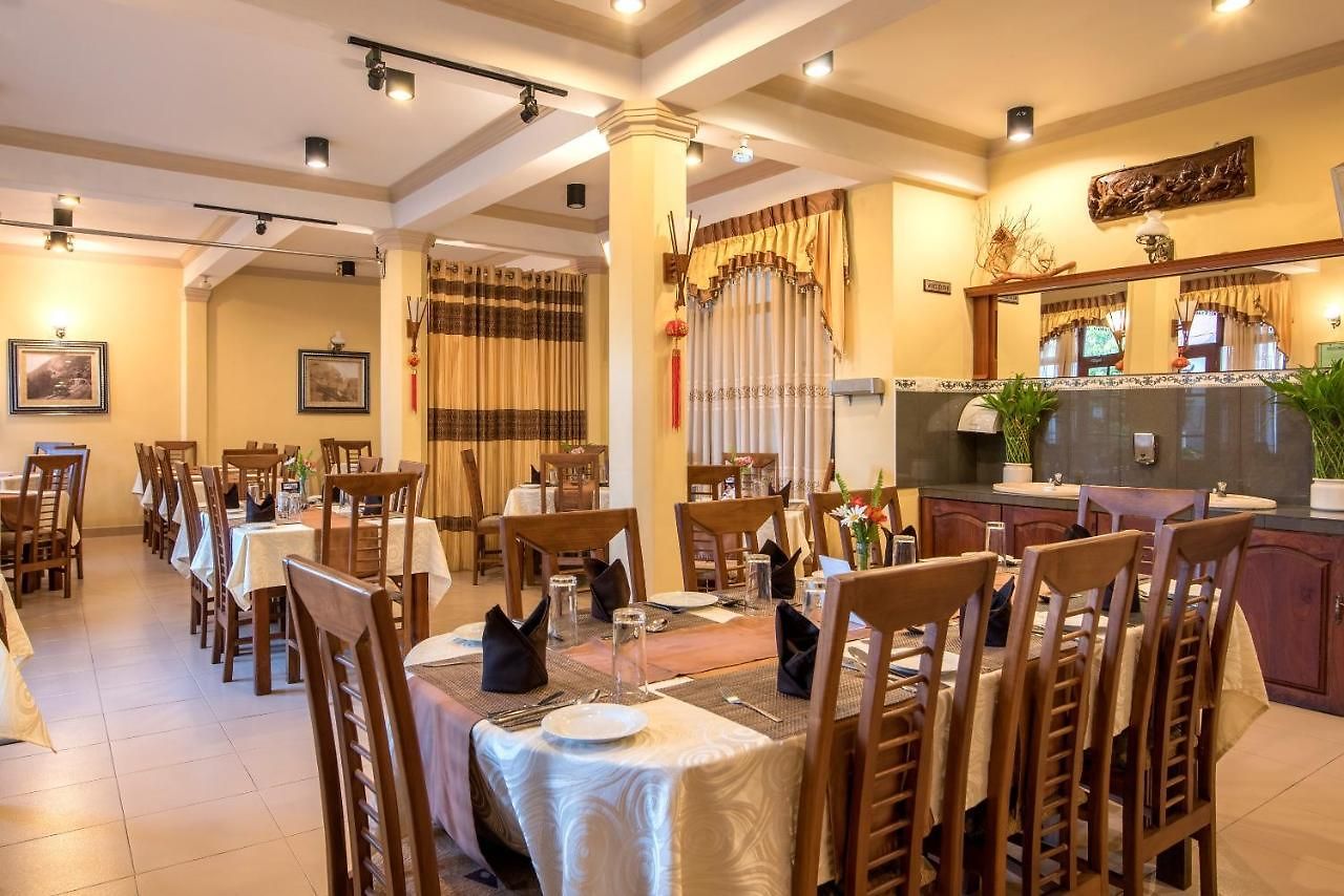 Oyo 577 Green Garden Hotel