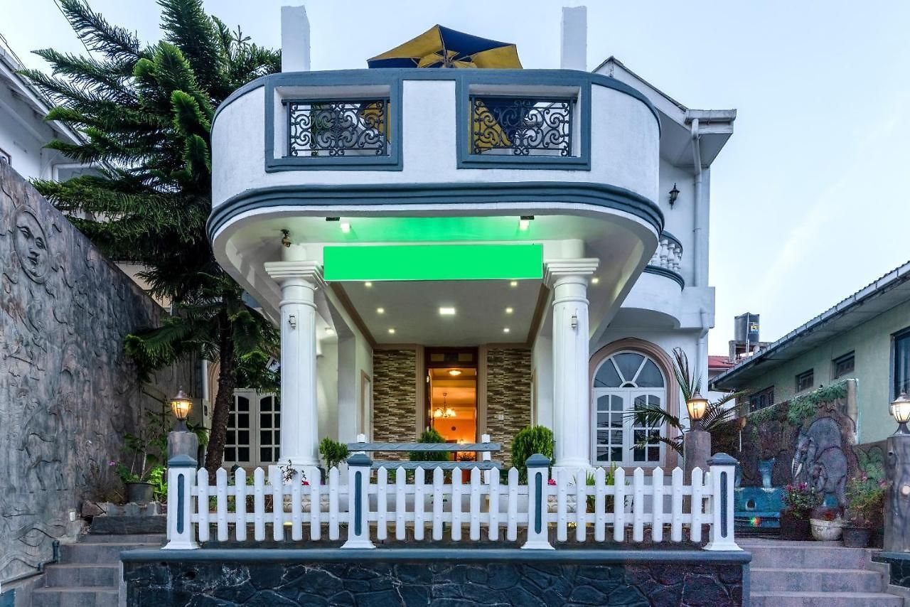 Oyo 577 Green Garden Hotel