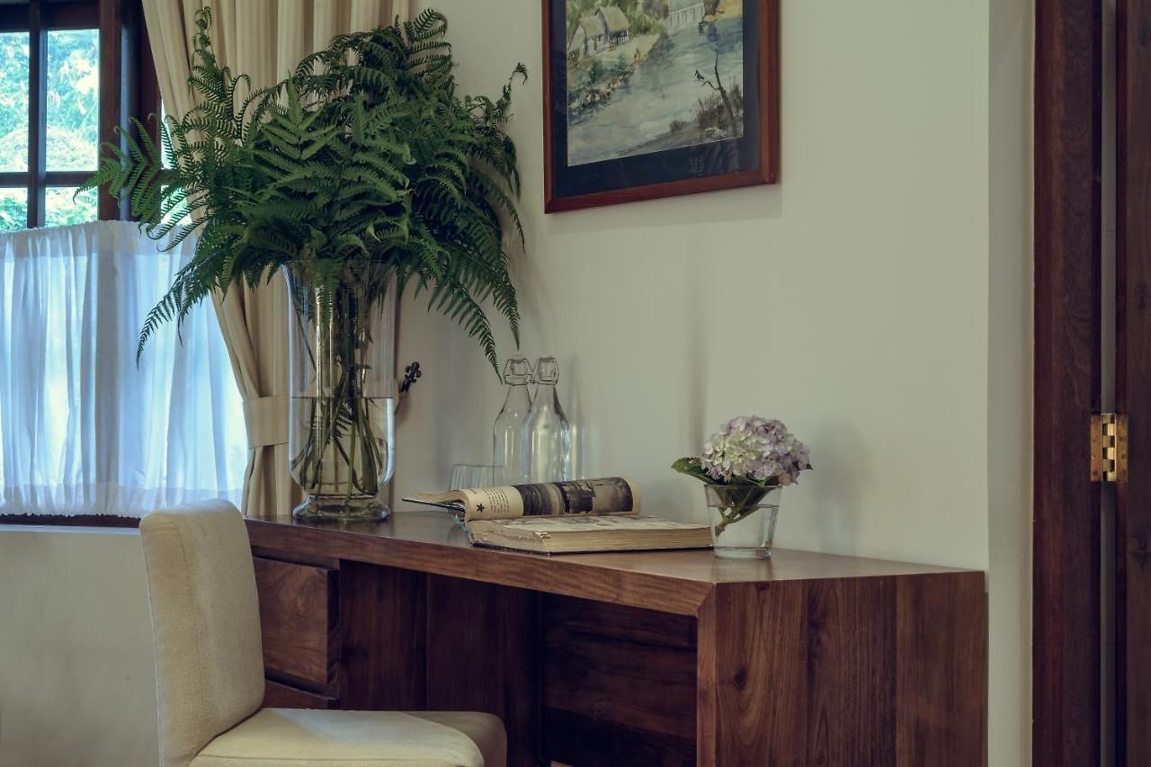 Stafford Bungalow - Exclusive Luxury Within A Private Tea Estate Villa