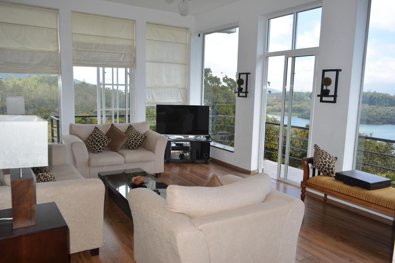 Tranquil - Stunning Views With Free Breakfast Villa *