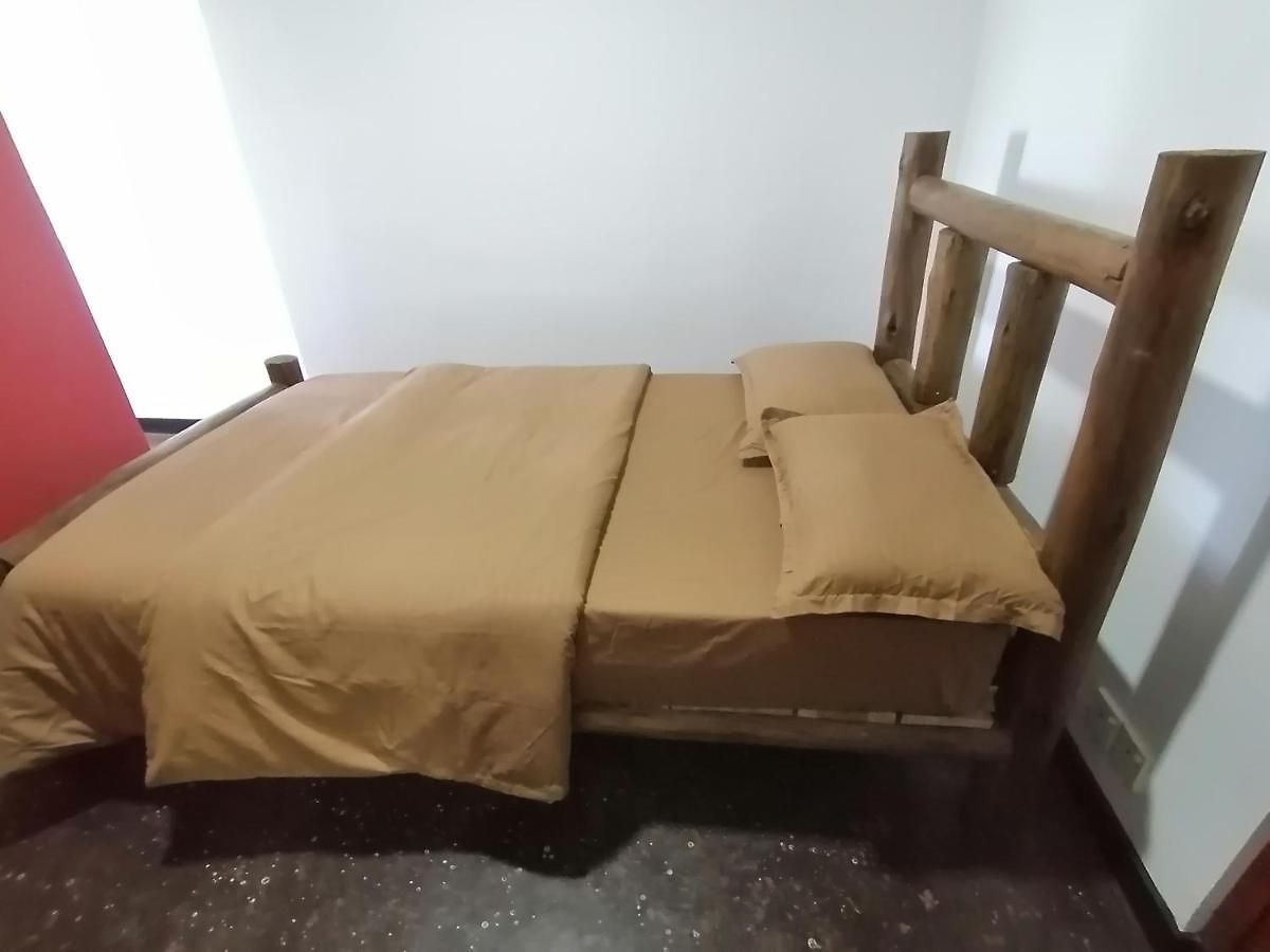 Lover's Leap Private Bungalow Hotel *