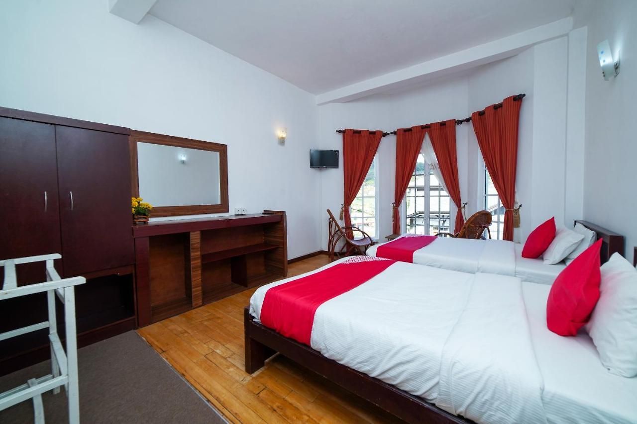 Hotel Oyo 586 Rose Garden 3*