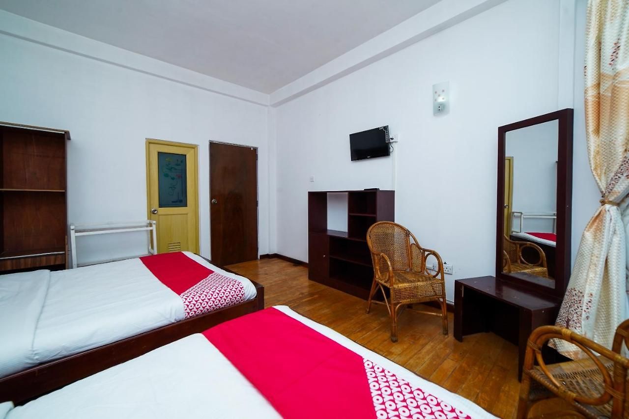 Oyo 586 Rose Garden 3*