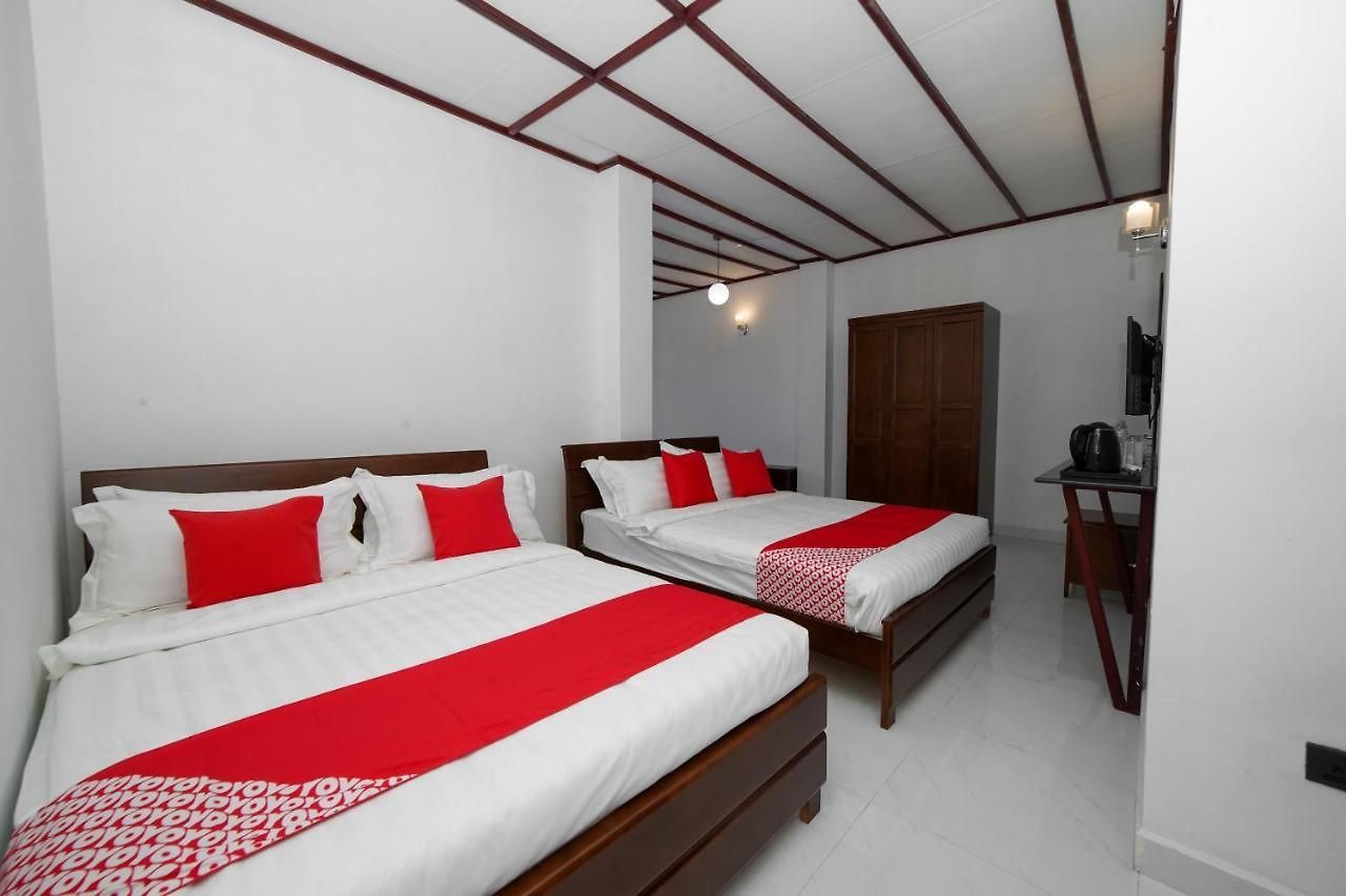 Hotel Oyo 575 White Rose 3*