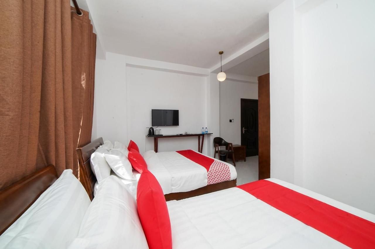 Hotel Oyo 575 White Rose Nuwara Eliya