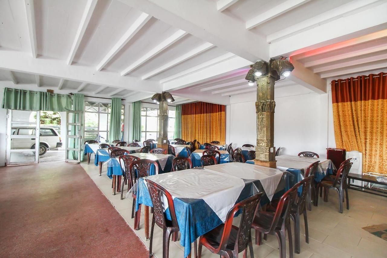 Hotel Oyo 453 Green Palace 3*