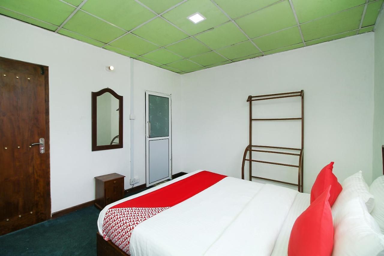 Oyo 453 Green Palace