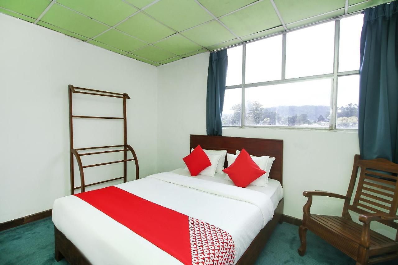 Oyo 453 Green Palace Hotel 3*