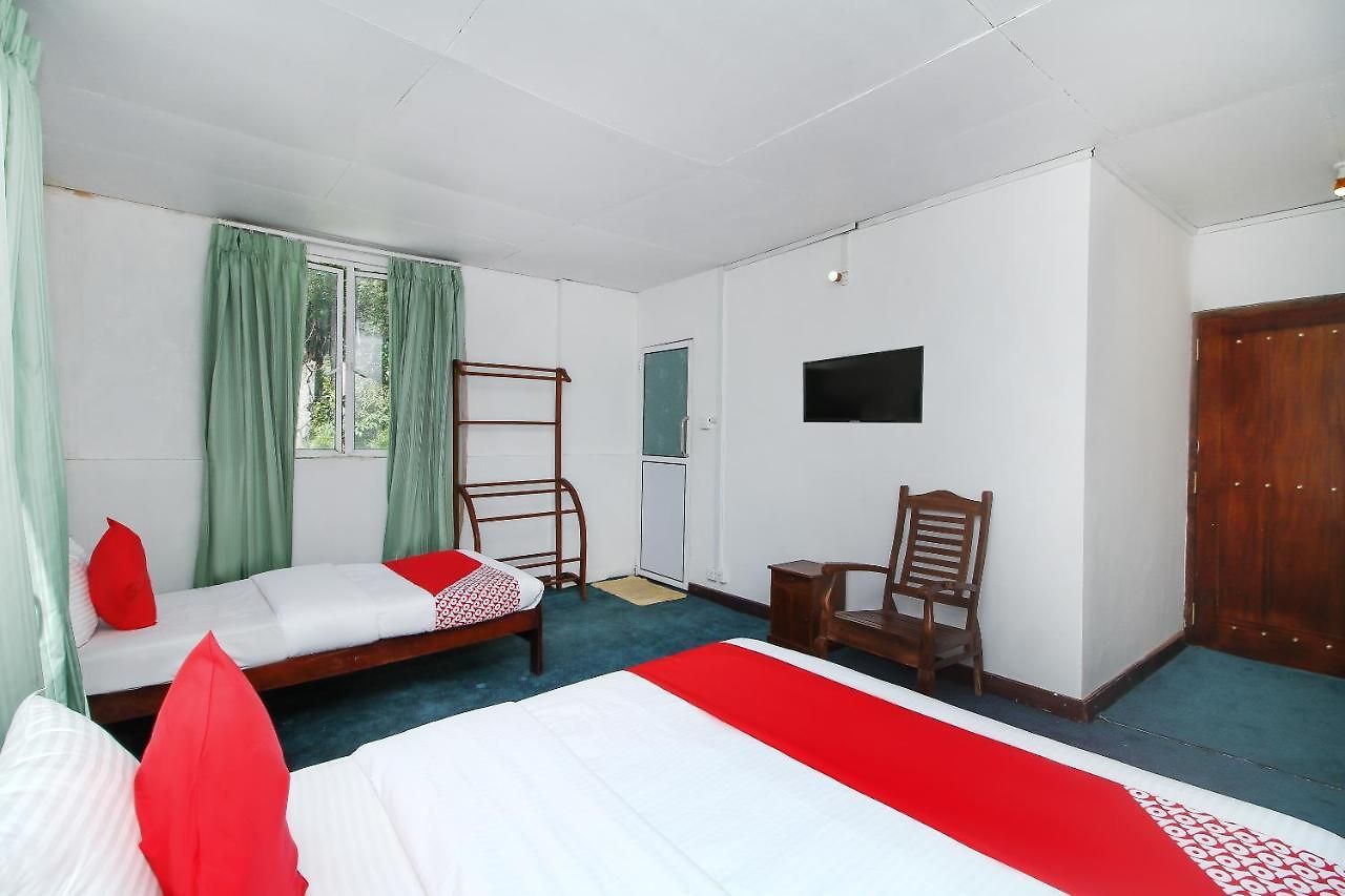 Oyo 453 Green Palace Hotel Nuwara Eliya