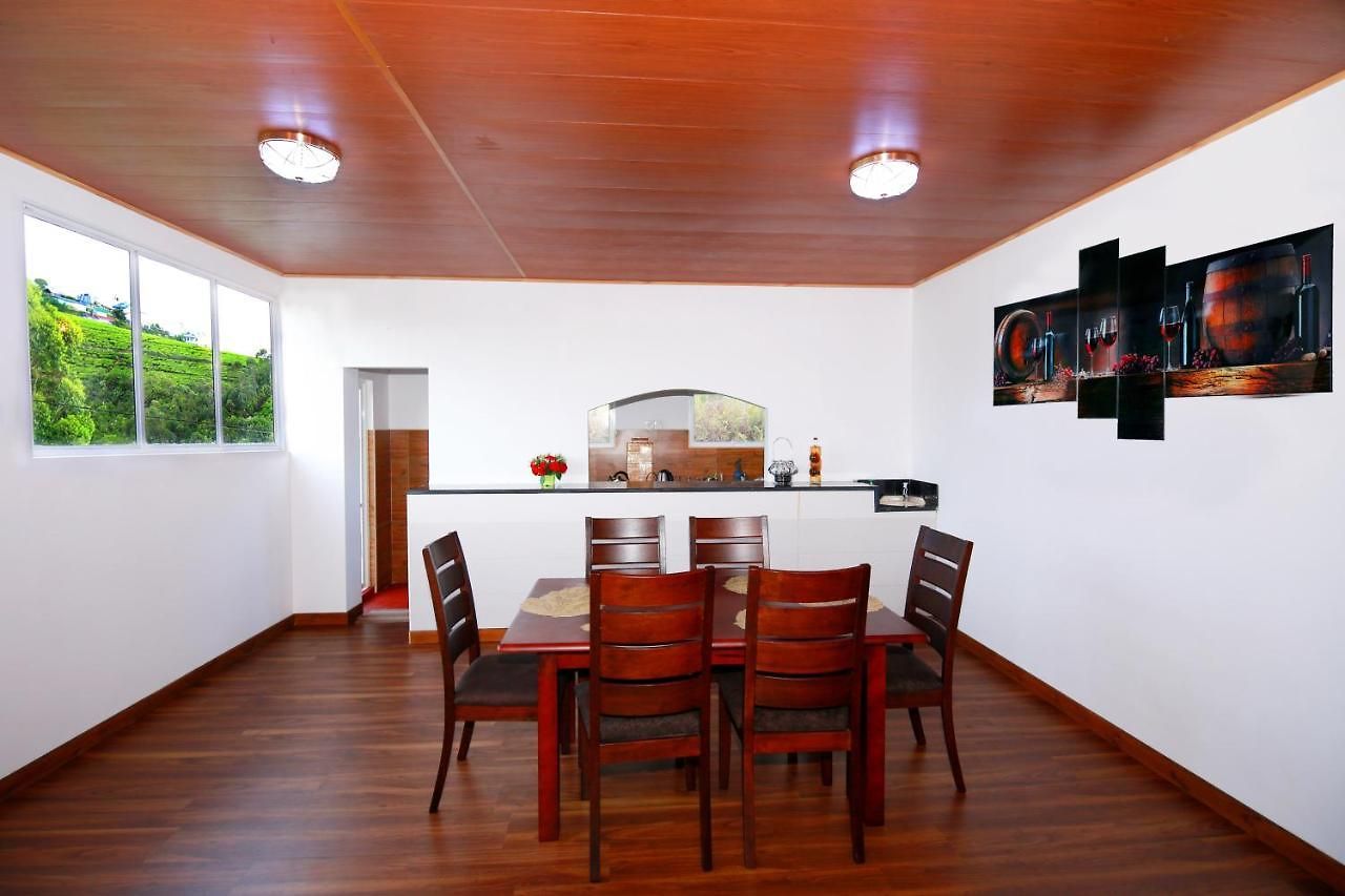 Gregory Hills Nuwara Eliya