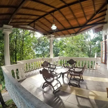 Guest house Aberdeen Waterfalls Bungalow