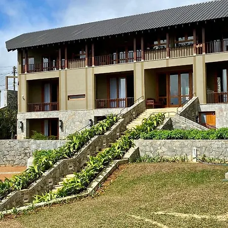 Atulya Resort *