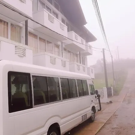 Hotel Oyo 487 Sudha Ozone Freeze