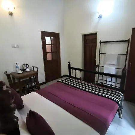 Aberdeen Waterfalls Bungalow * Nuwara Eliya