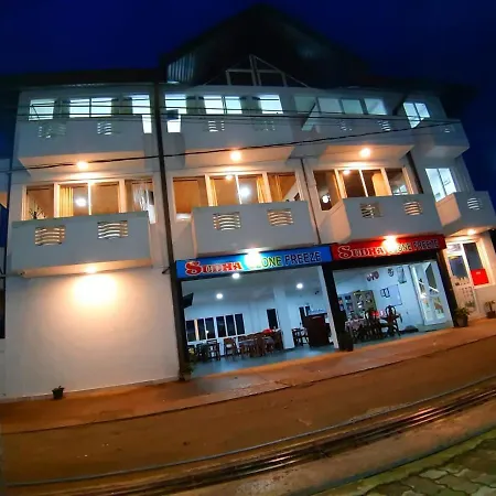 Oyo 487 Sudha Ozone Freeze Hotel