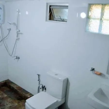 Pinewood Bungalow Nuwara Eliya