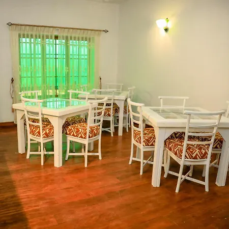 The Barnsbury House 3*