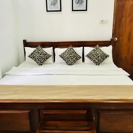 Ivy Bed & Breakfast