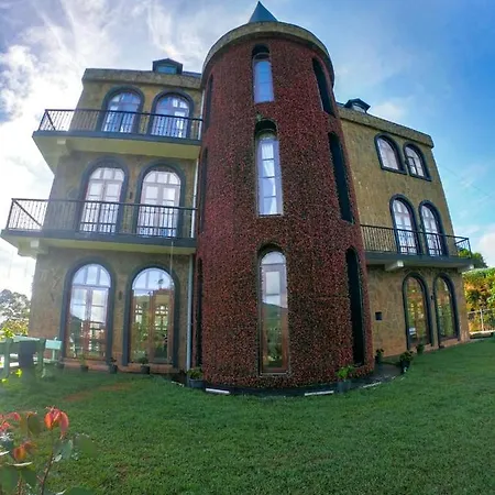 Hotel The Wind Castle Nuwara Eliya