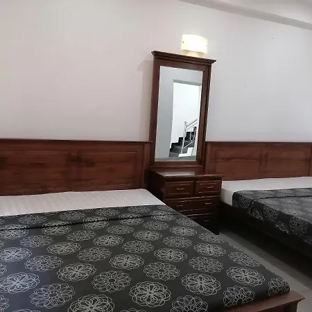 Pedro White House Nuwara-eliya Guest house *