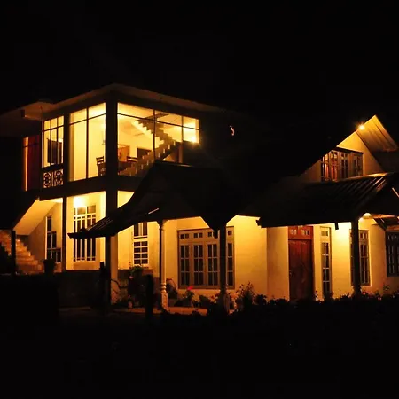 Guest house Moonplains Himaya Bungalow *