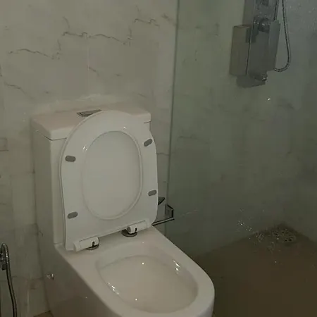 Hotel Coldworld 3*