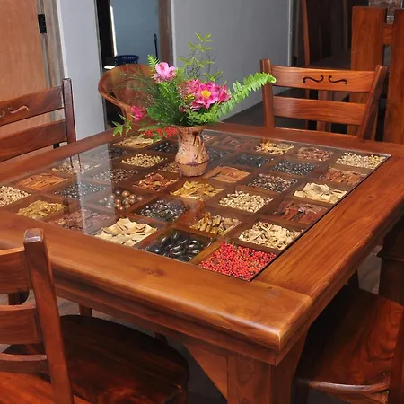 Moonplains Himaya Bungalow Guest house Nuwara Eliya