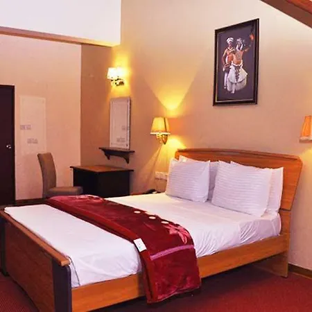 Hotel Stamford Star 3*