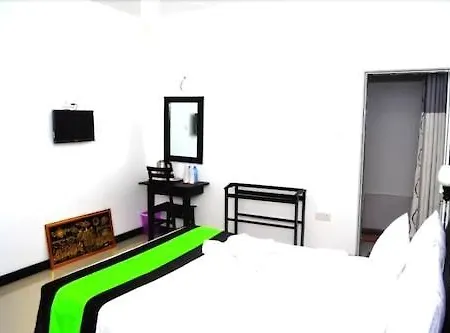 White City Villa Hotel 4*